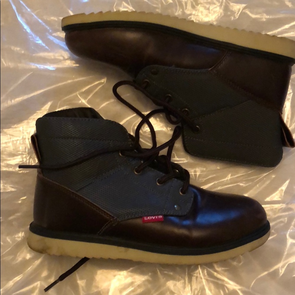 Levi’s boot shoe